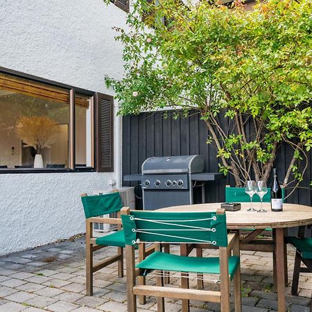 Town Centre Location With Stunning View - Unit 8 Apartment Queenstown Exterior photo