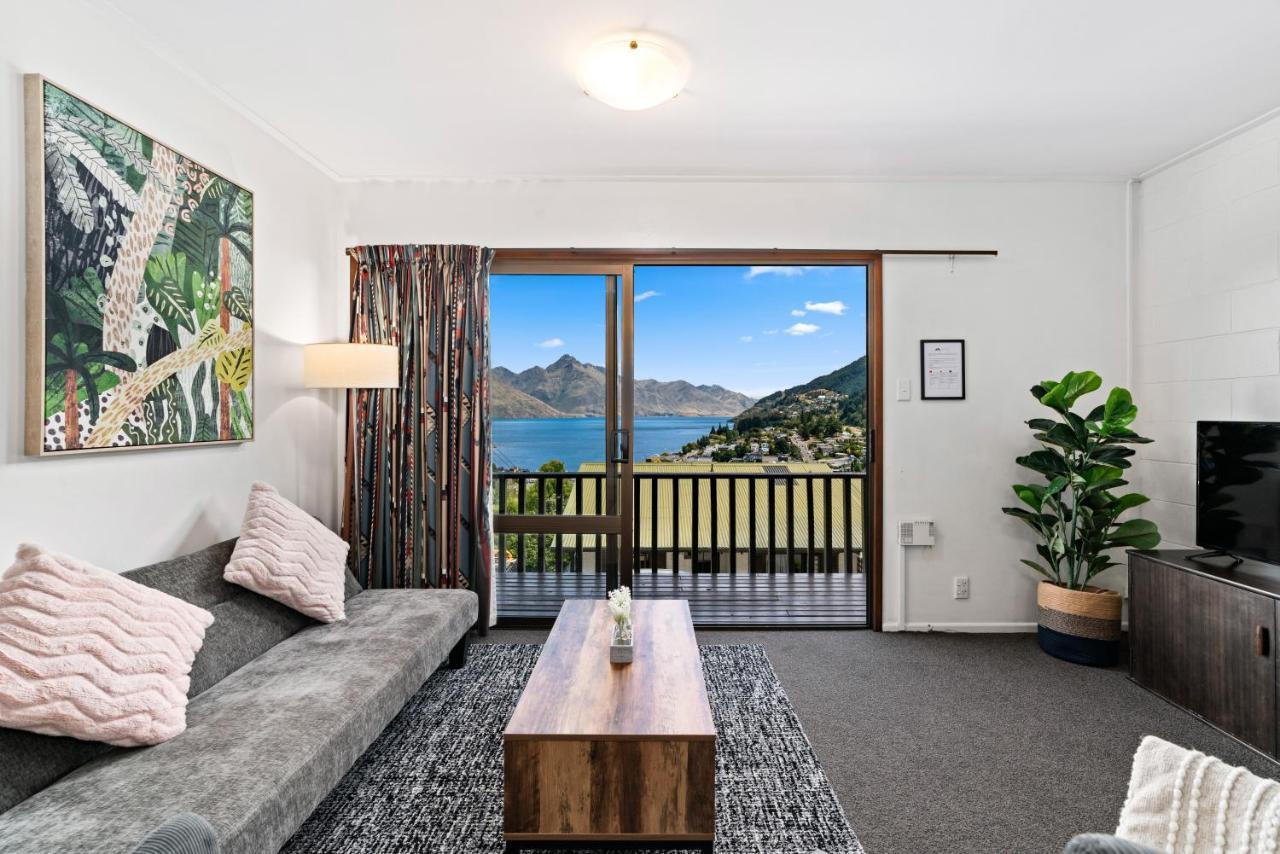 Town Centre Location With Stunning View - Unit 8 Apartment Queenstown Exterior photo