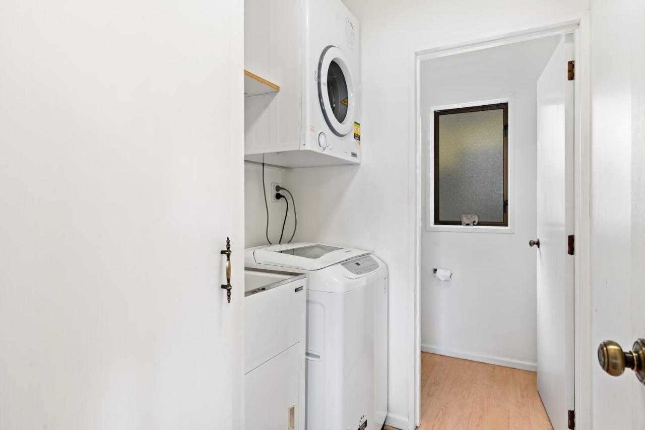 Town Centre Location With Stunning View - Unit 8 Apartment Queenstown Exterior photo