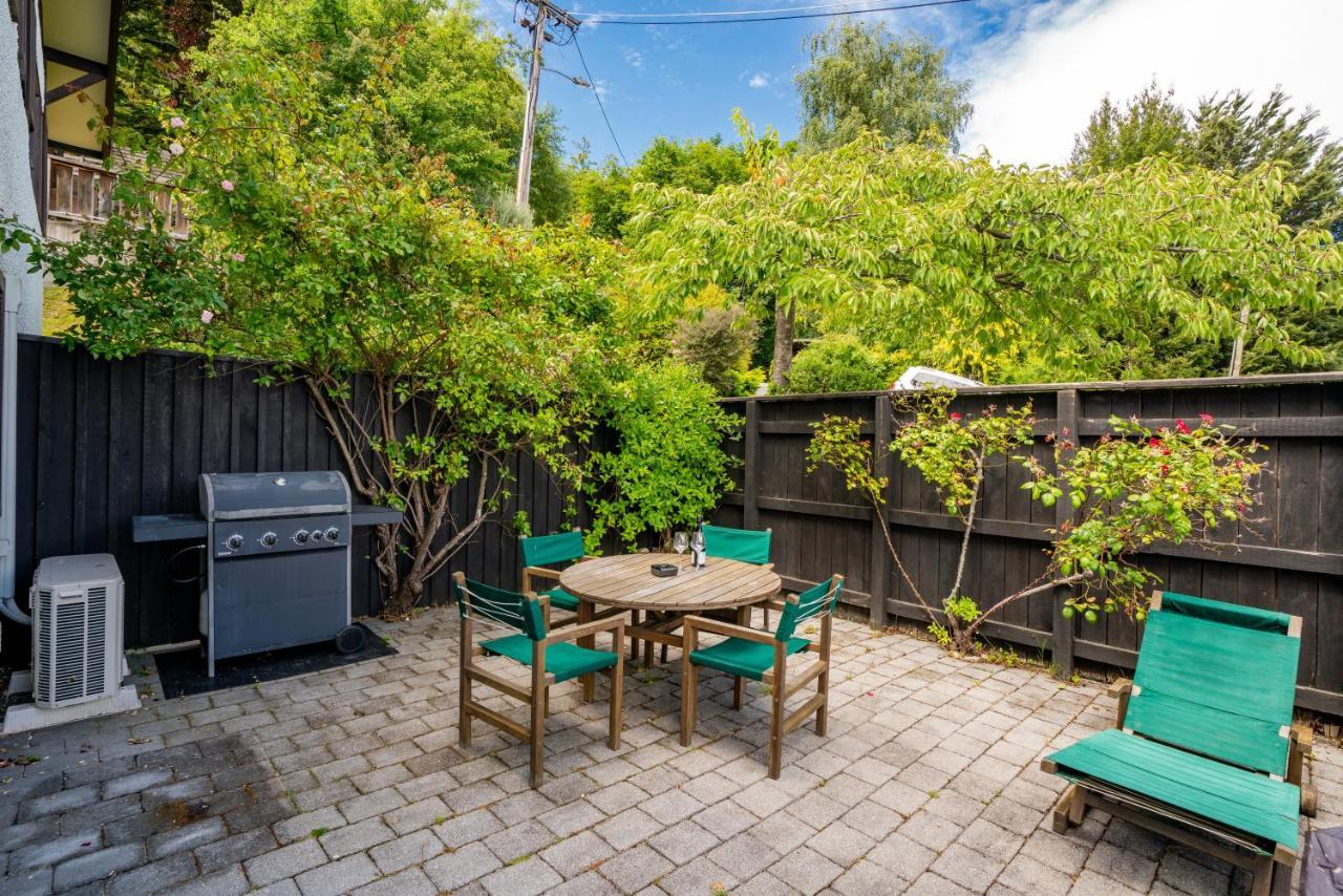 Town Centre Location With Stunning View - Unit 8 Apartment Queenstown Exterior photo