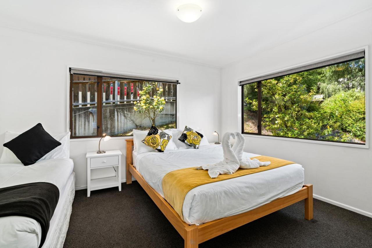 Town Centre Location With Stunning View - Unit 8 Apartment Queenstown Exterior photo